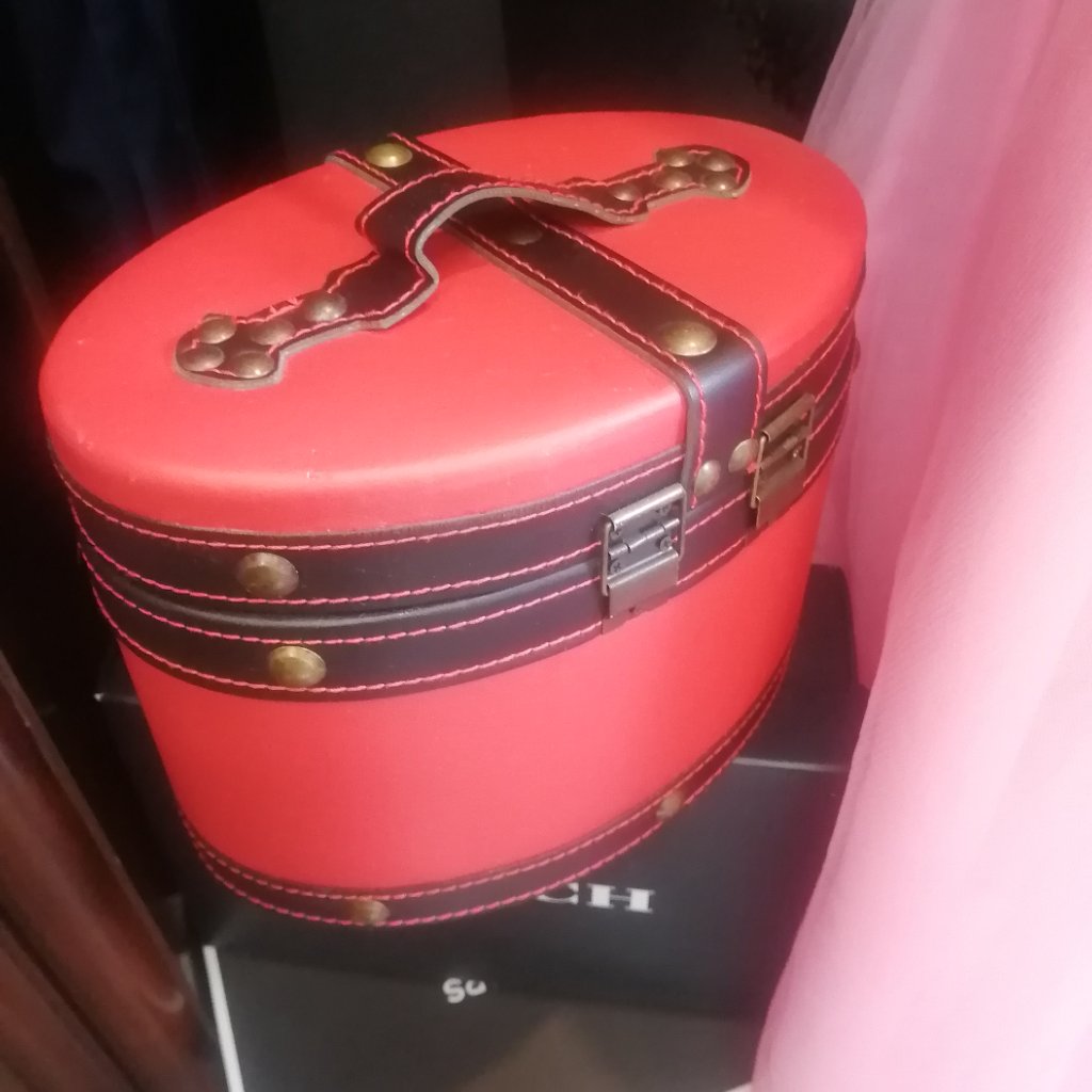 Vanity Box